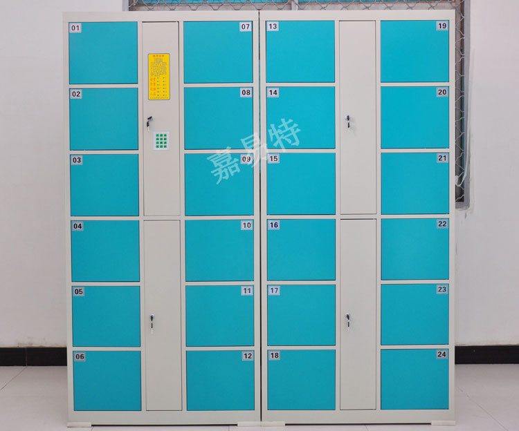 學(xué)生書包柜果綠色門